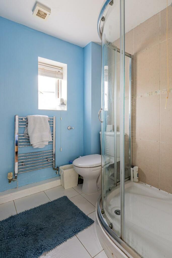 Ragnall Close 4-6.jpg