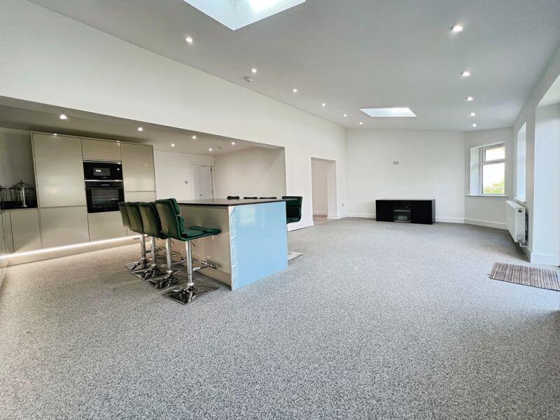 Kitchen/diner/family room