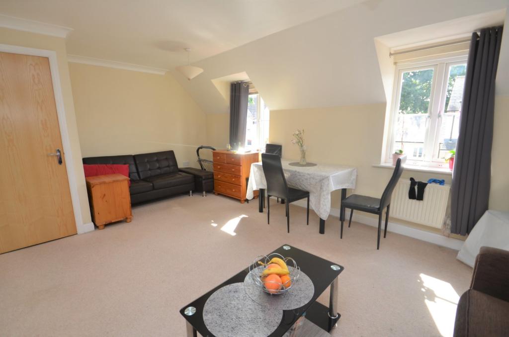 Sitting/Dining Room