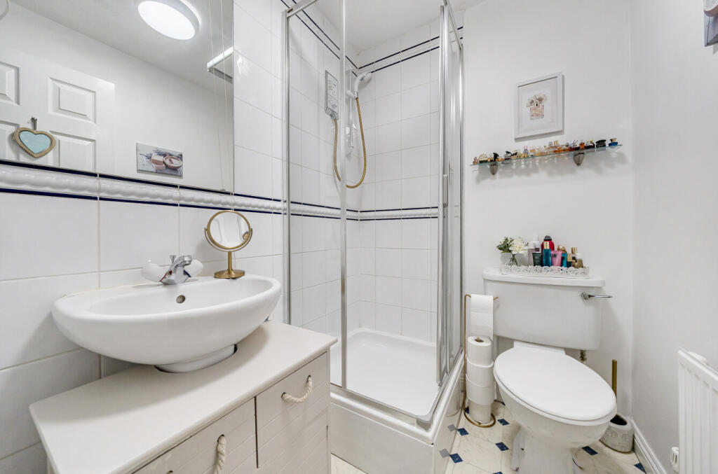 Ensuite Shower Room