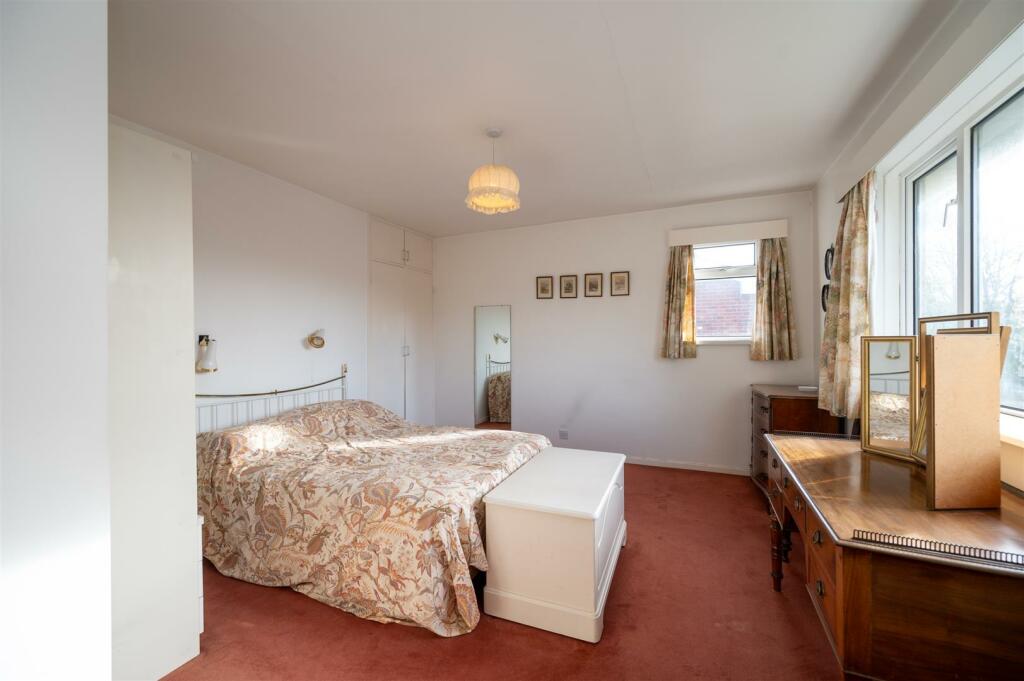 21 Hollow Lane 24 12.jpg