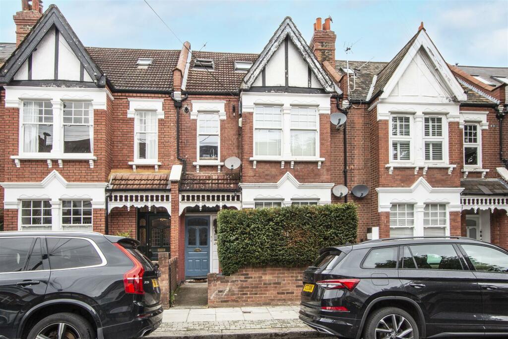 Flat 2, 20 Pendle Road SW17 external.jpg