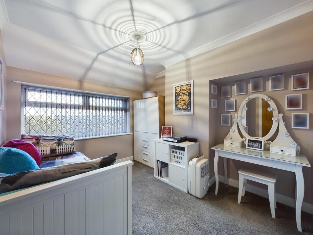 CAM04273G0-PR0081...