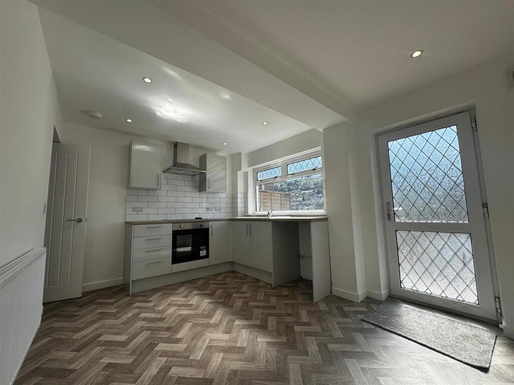 WhatsApp Image 2024-08-12 at 16.11.21-9.jpeg