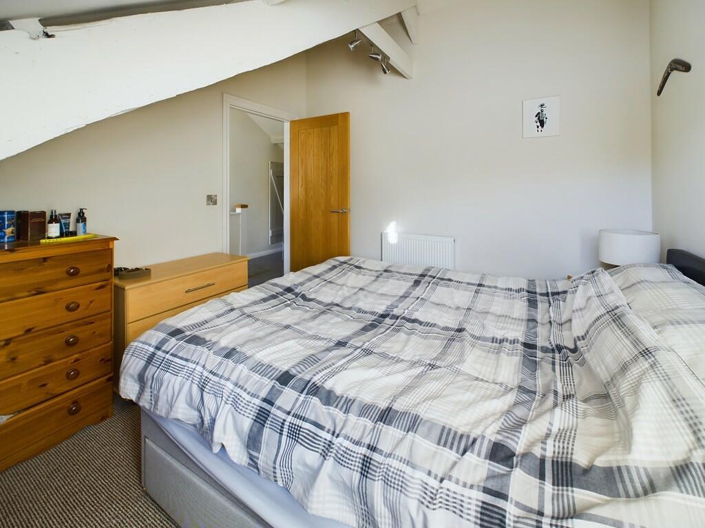 CAM02089G0-PR0383...