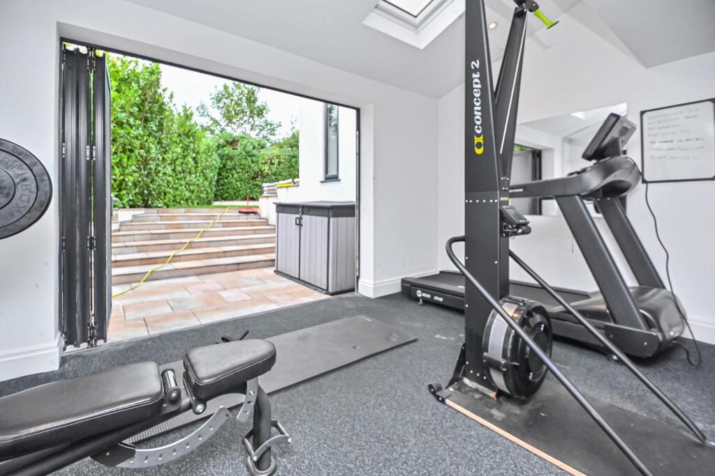 1 Woodstock Drive Gym (3).jpg