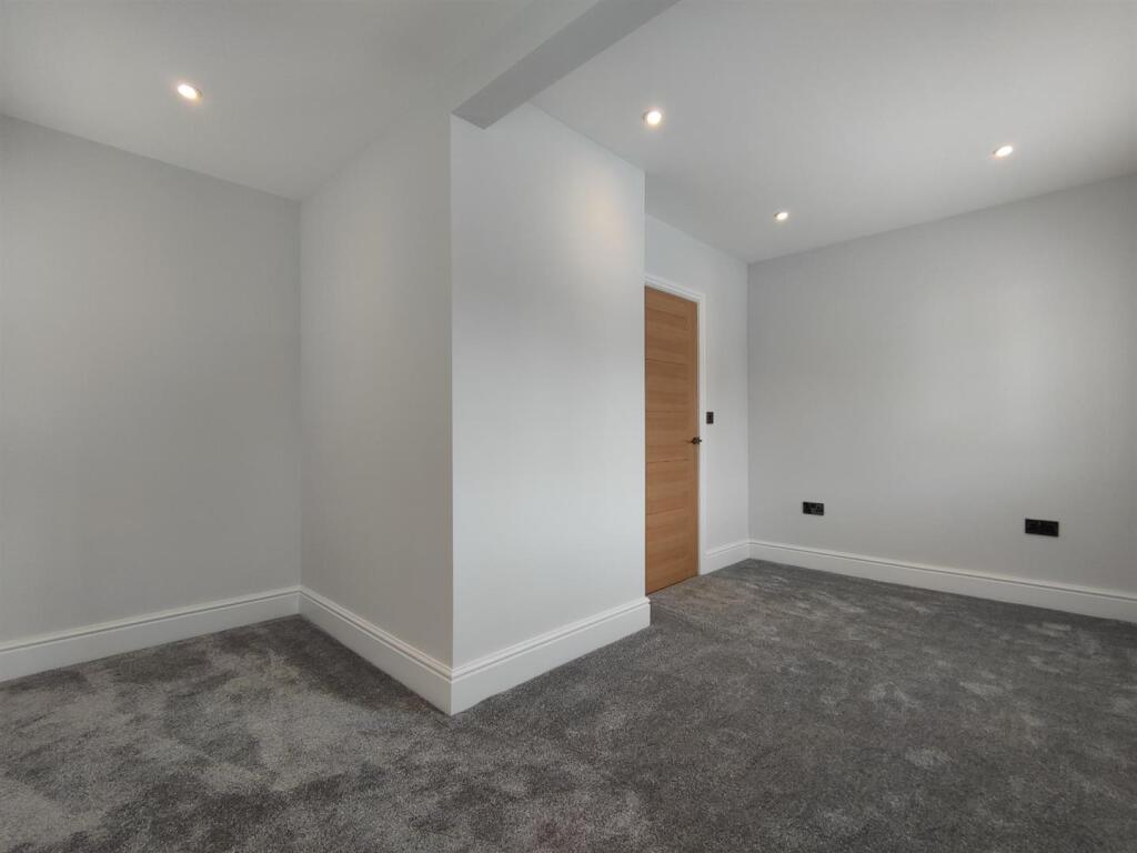 Bedroom 4 Aspect 2