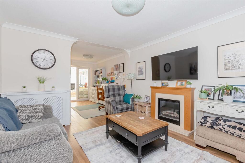 Sherbrooke Close_12.jpg