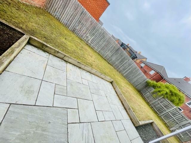 garden2.jpg