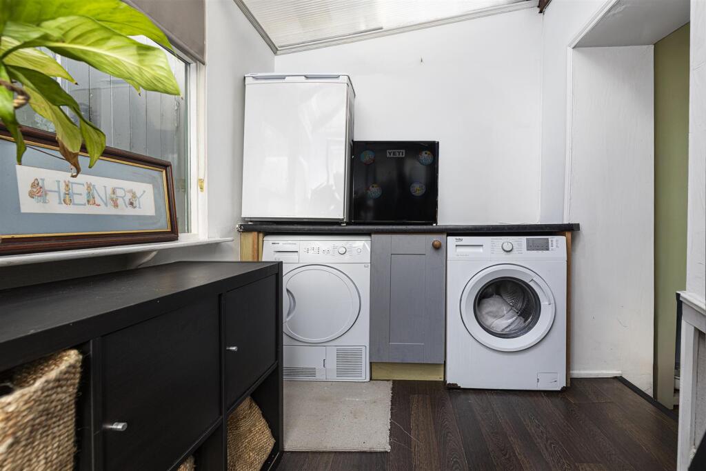 Bramleys Estate Agents - Abbey Road - Shepley (7).