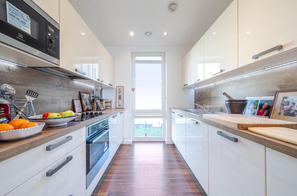 Davidson Frost-Wellings, DFW, Welford Court, Edgwa