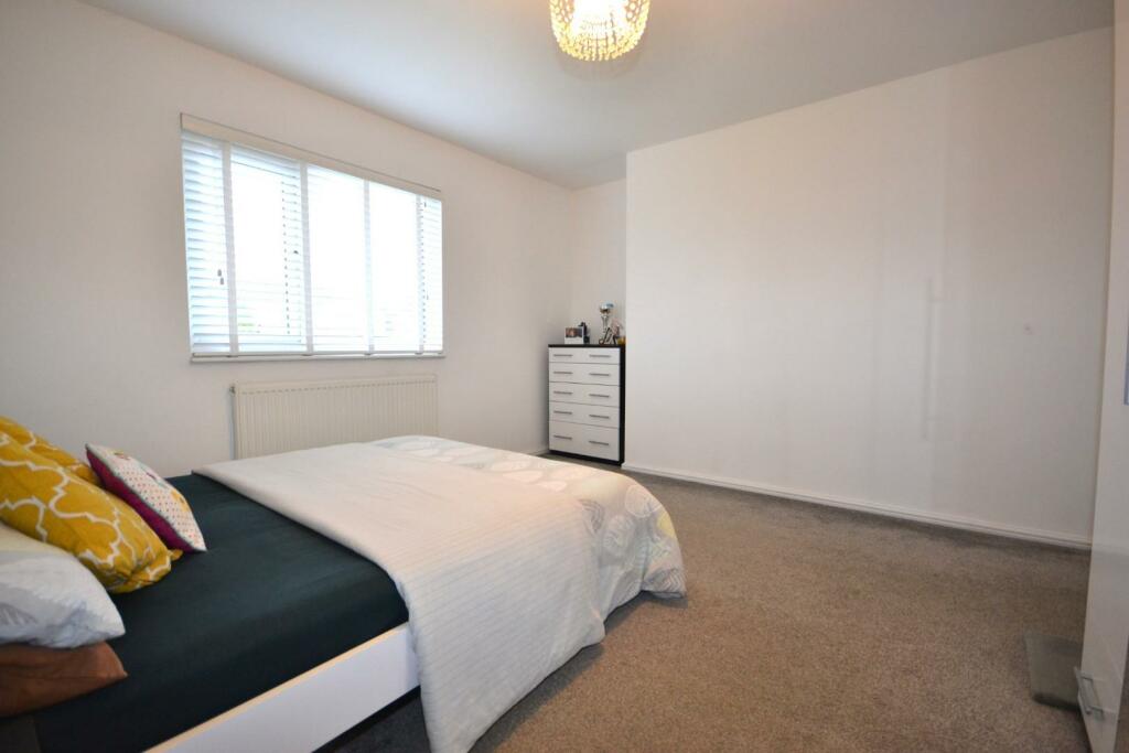 BEDROOM 1 ANGLE 3.JPG