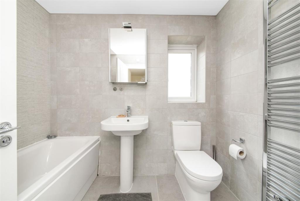 HOUSE BATHROOM
