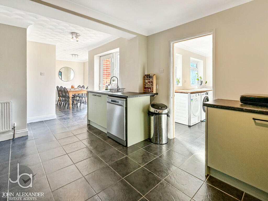 20241005_12184411...