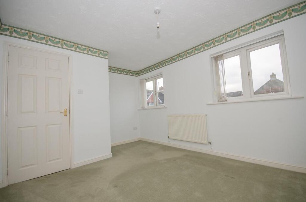 Bedroom two pic 2.jpg