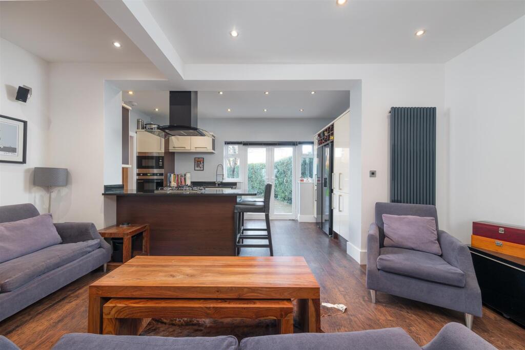 untitled (7 of 21).jpg