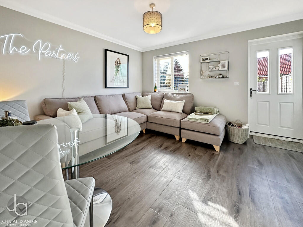 20251101_10110272...