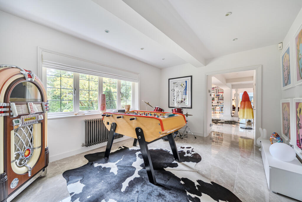 1354201-17-68caef...