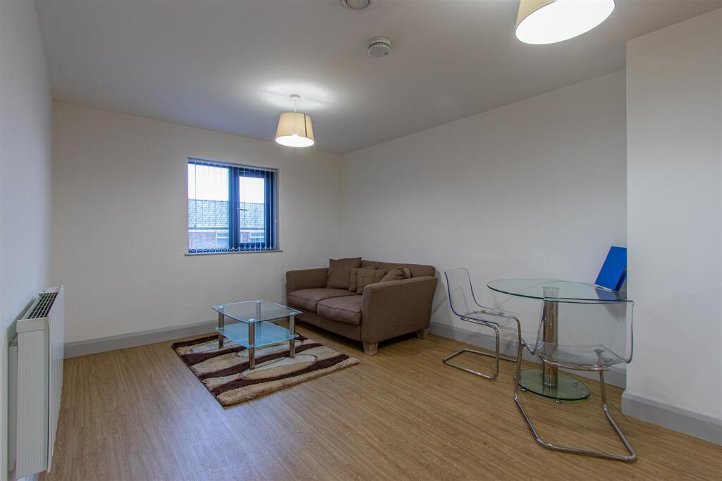 Victoria Park Court 3-3.jpg