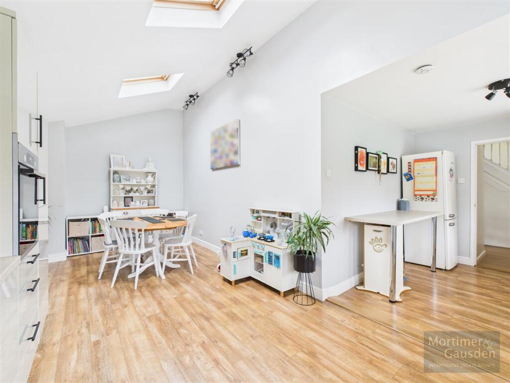 Kitchen/Diner/Family Room