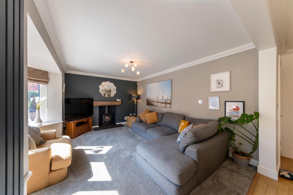 23 Waystead Close-014.jpg