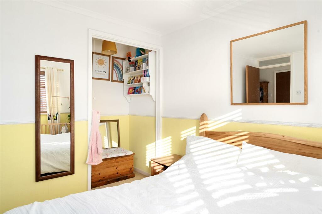 -sidehill-drive-portslade-bn41 (3).jpg