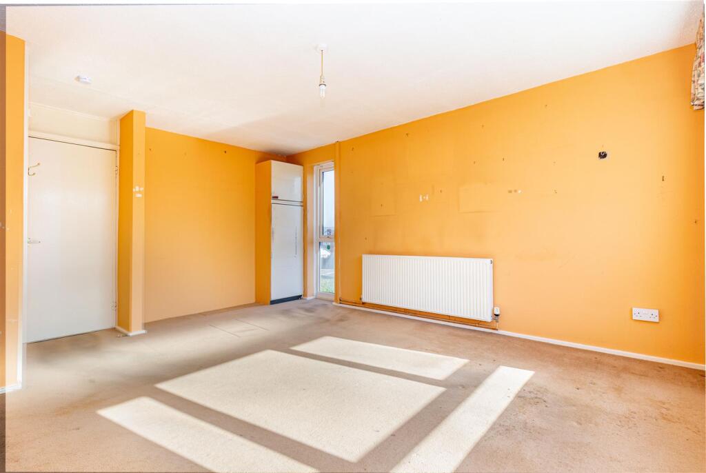 Living-room-4 15.jpg