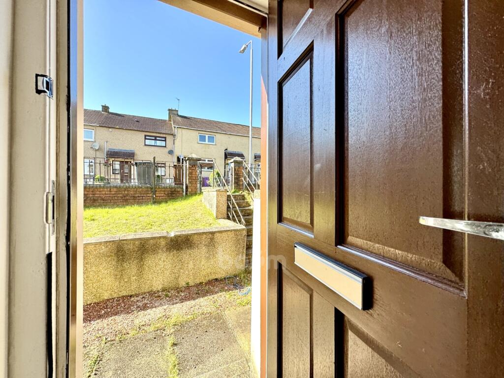 D84B0C69-A5DB-4186-9301-6849EC8A63CB