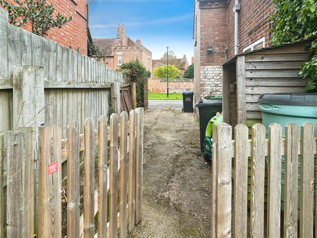 8518ade8-C-4EB7-B12D-87BC1E830DAF-4172-000002D2534