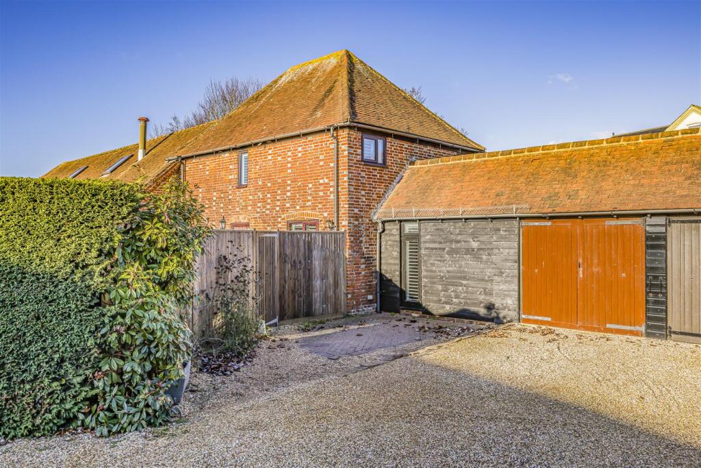2 Marsh Barns, Marsh Lane, Merston-PorticoMarketin