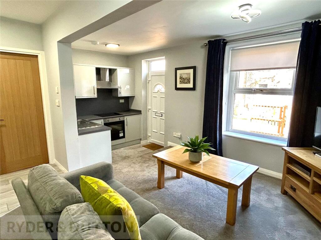Lounge/Kitchen