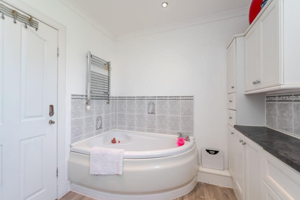 Upstairs bathroom