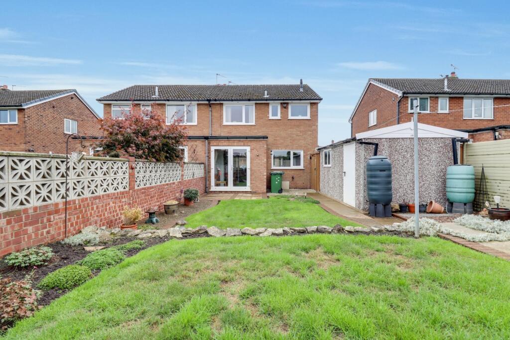 20- Julia Michel EweMove Pontefract