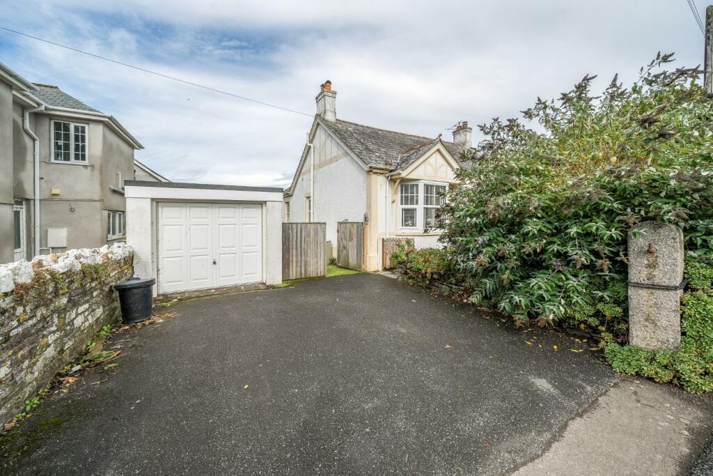 Garage &amp; Parking