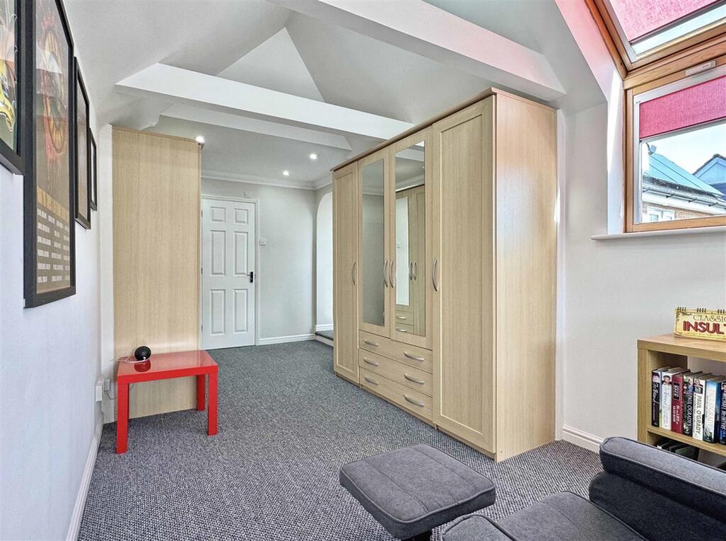 Dressing Room.jpg