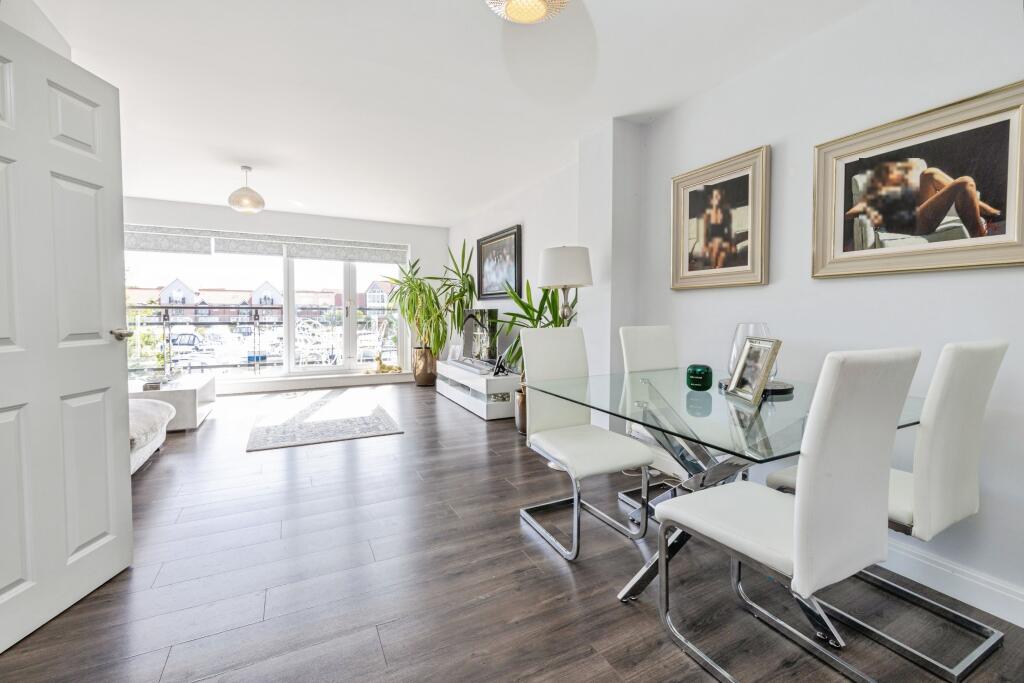 Open Plan Kitchen/Dining/Lounge