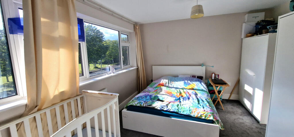 SECOND FLOOR FRONT BEDROOM
