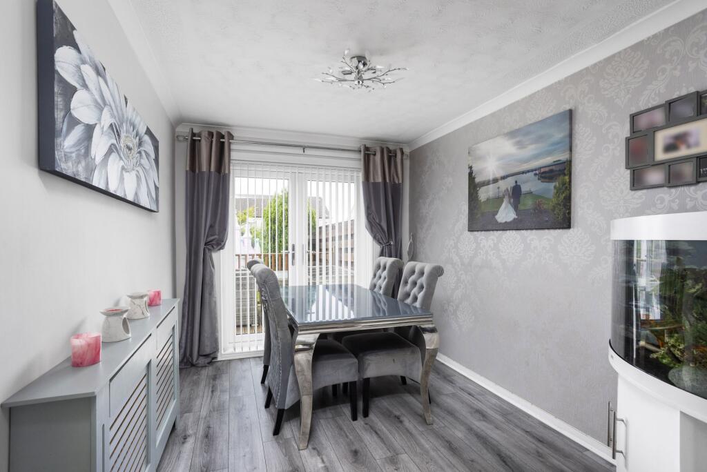 Lounge / Dining Room