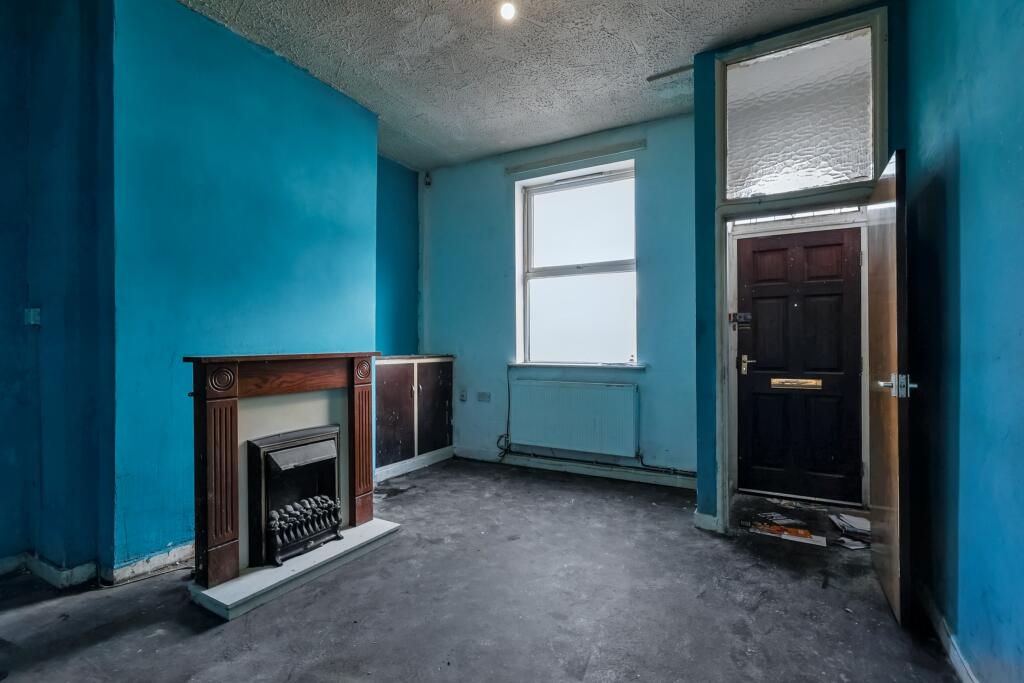 31 Regent Street, Bury, Lancashire, BL9 5AT