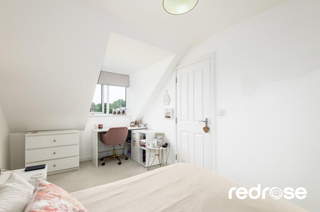 web_9 Lincoln Dri...