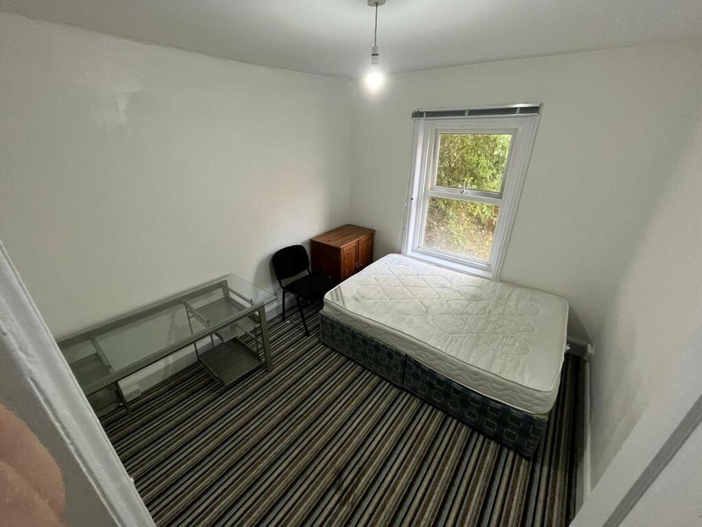 efba67e8-e1b4-42e3-8