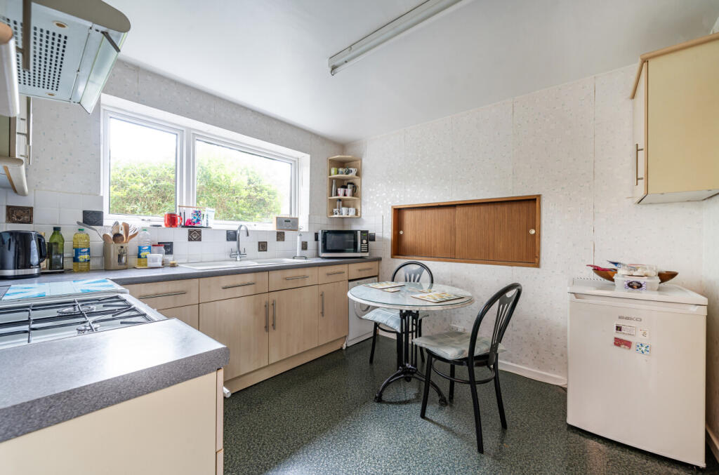 1300064-14-683884...