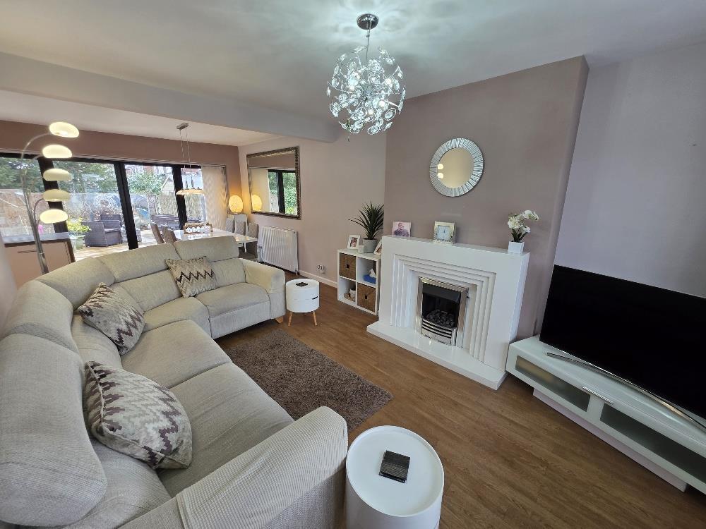 Wilmslow Road, Heald Green