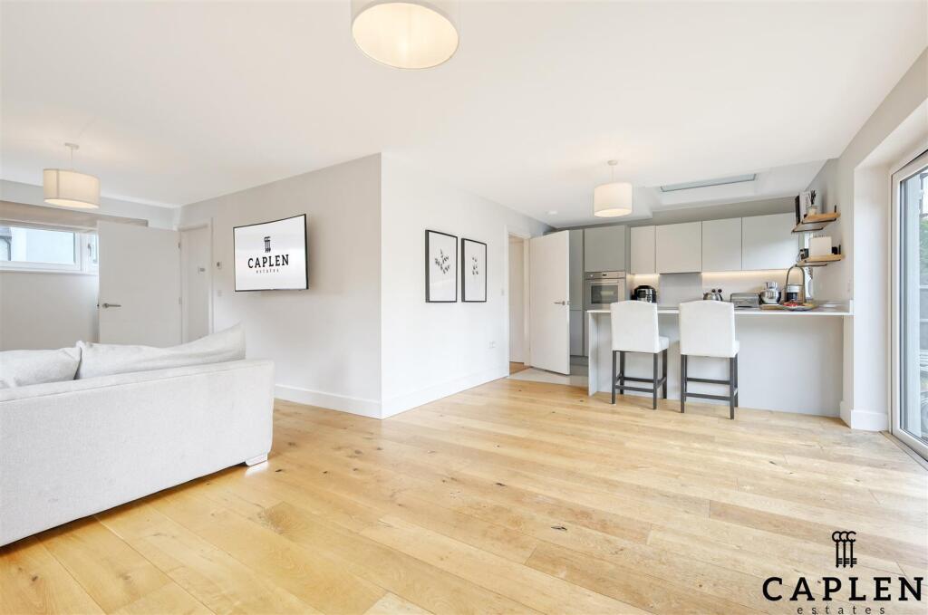 IMG_8579_12 copy 2.jpg