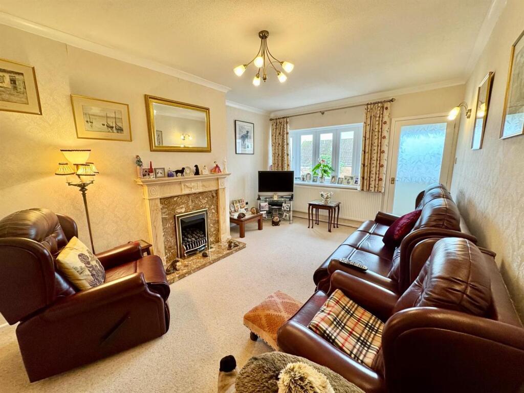 PHOTO-2025-11-12-07-38-31 (10).jpg