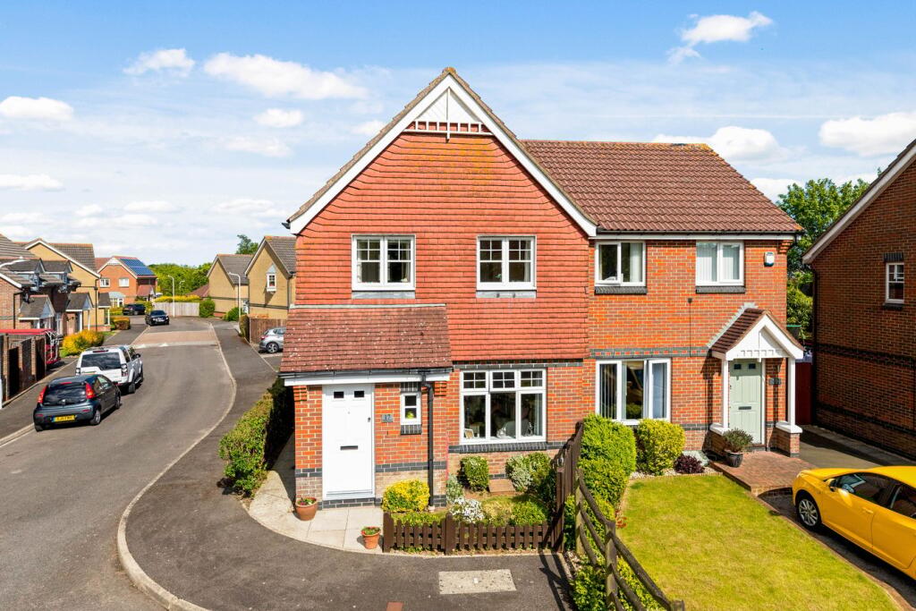 Kipping Close, Hawkinge, Folkestone, CT18