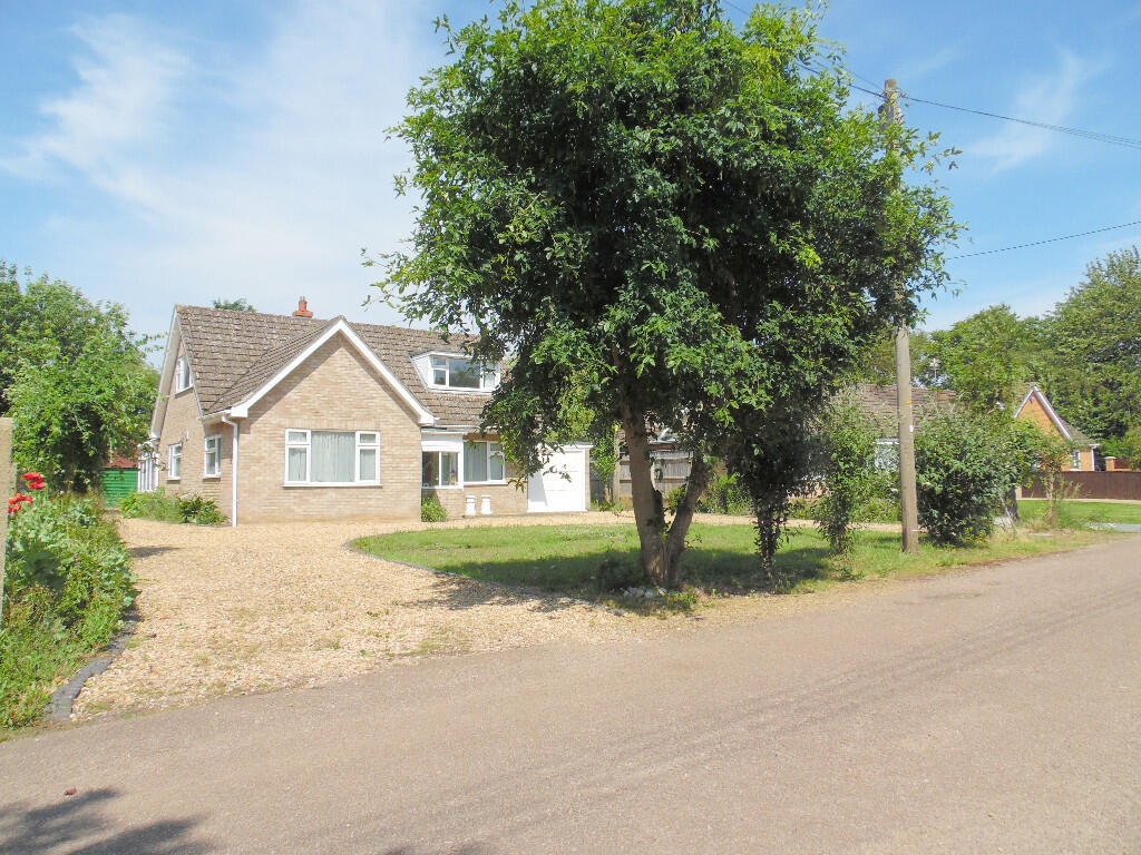 FRONT &amp; DRIVEWAY