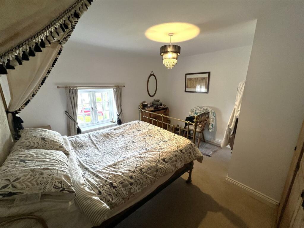 Bedroom 1B.JPG