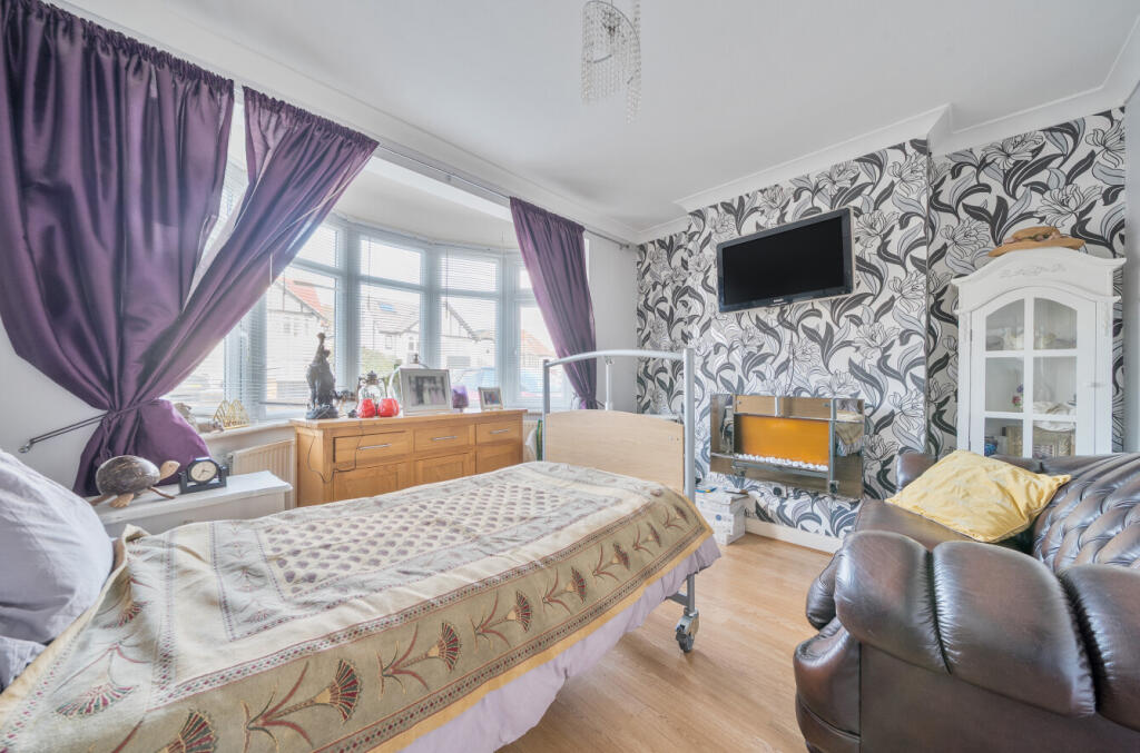 1385610-1-6929feb...