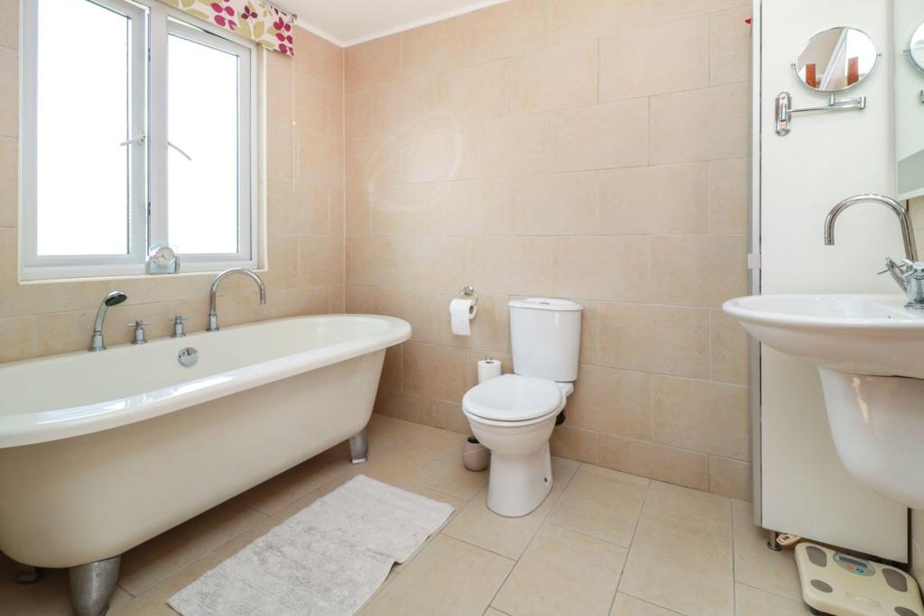Master En-suite